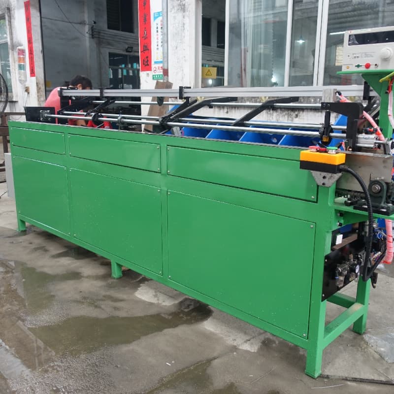 Mașină automată de alimentare după inspecție pentru contracție a tuburilor Mașină de sortare completă automată de verificare a alimentării pentru linia de producție a tuburilor de încălzire electrică